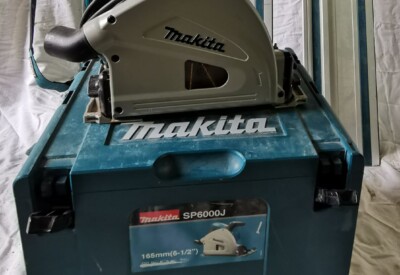 Location Scie plongeante électrique Makita à Saint-Aubin-Épinay
